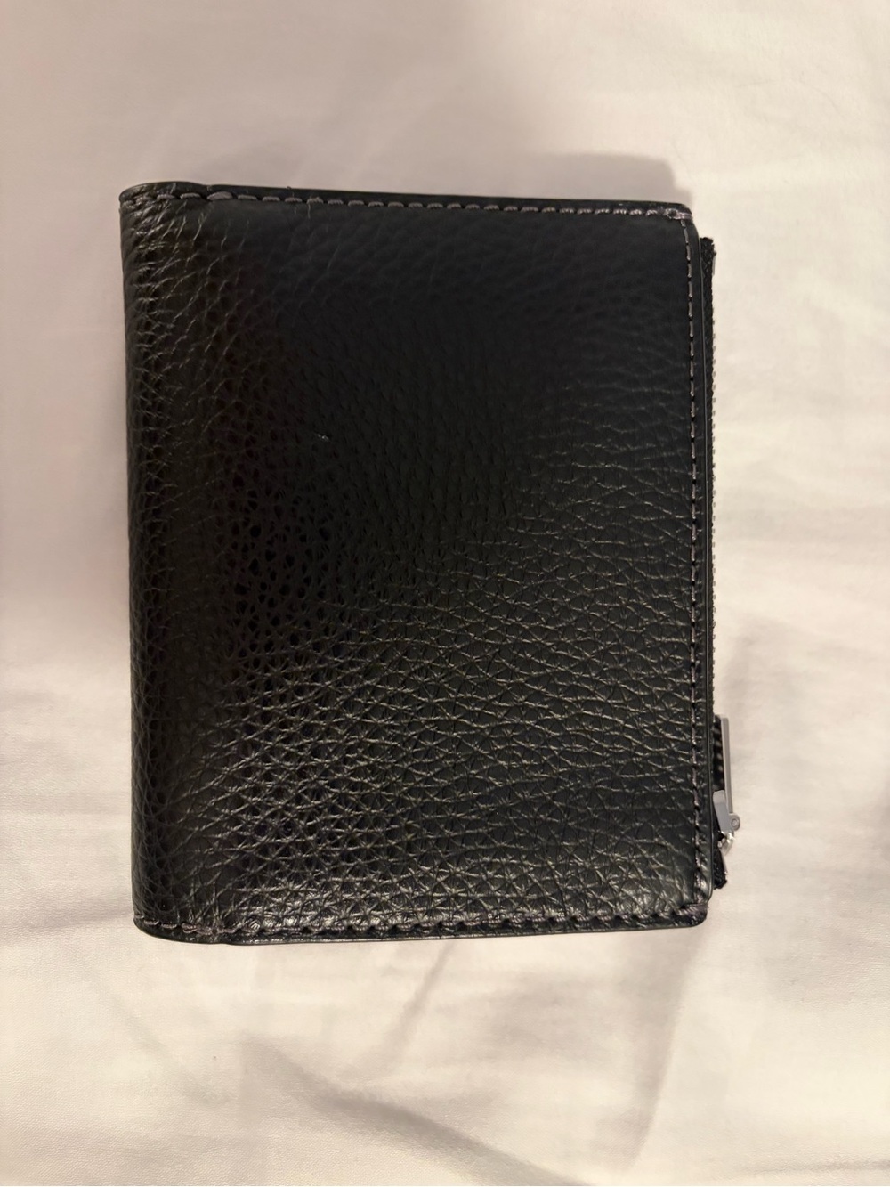 Coach Black Leather Compact Wallet Bifold Zip Coin Pocket Minimalist - Picture 2 of 3